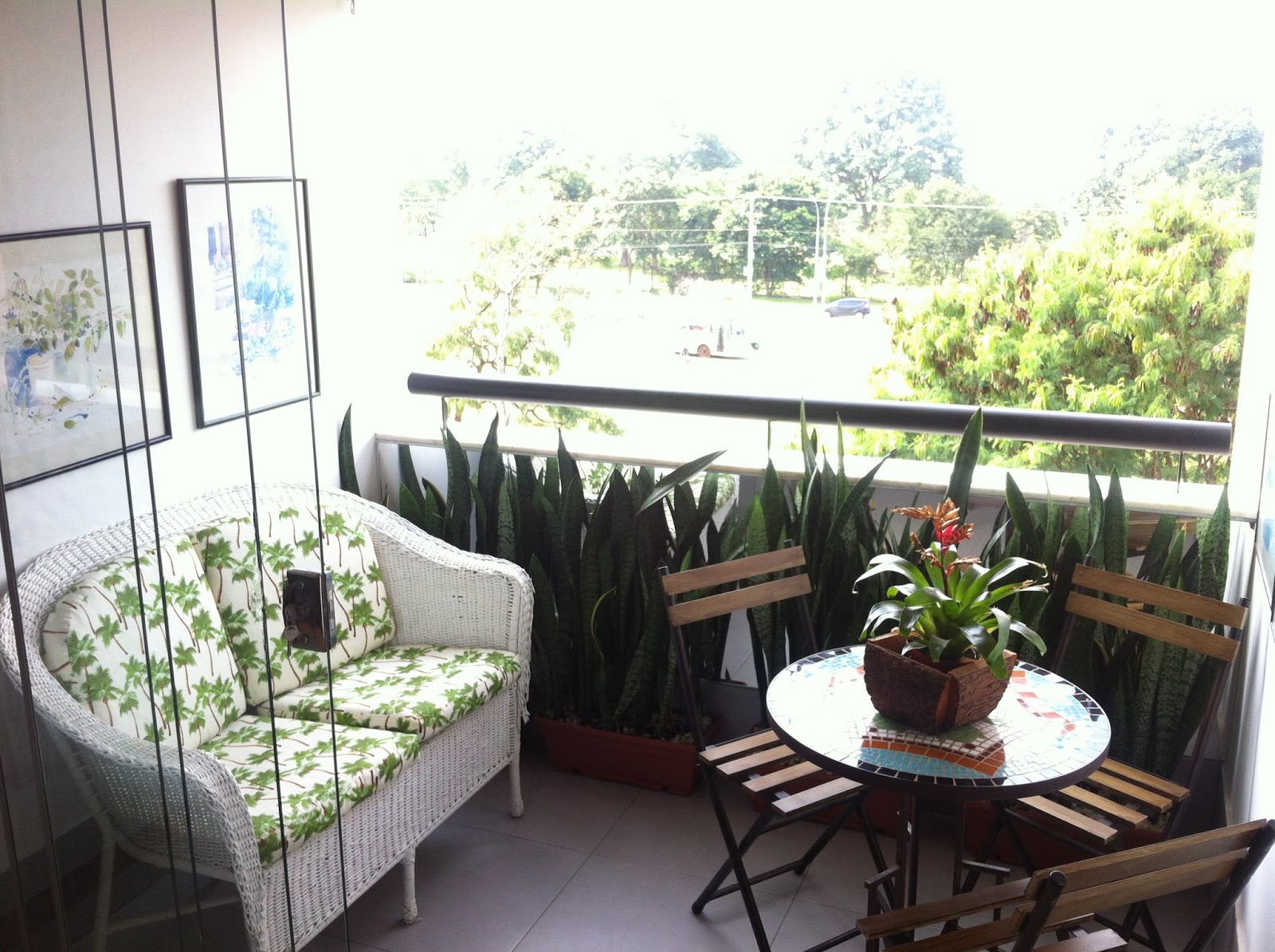 modern-balcony-decorating-11