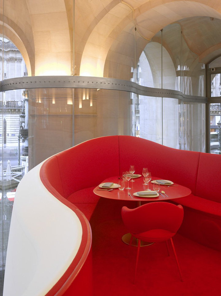 phantom-restaurant-04