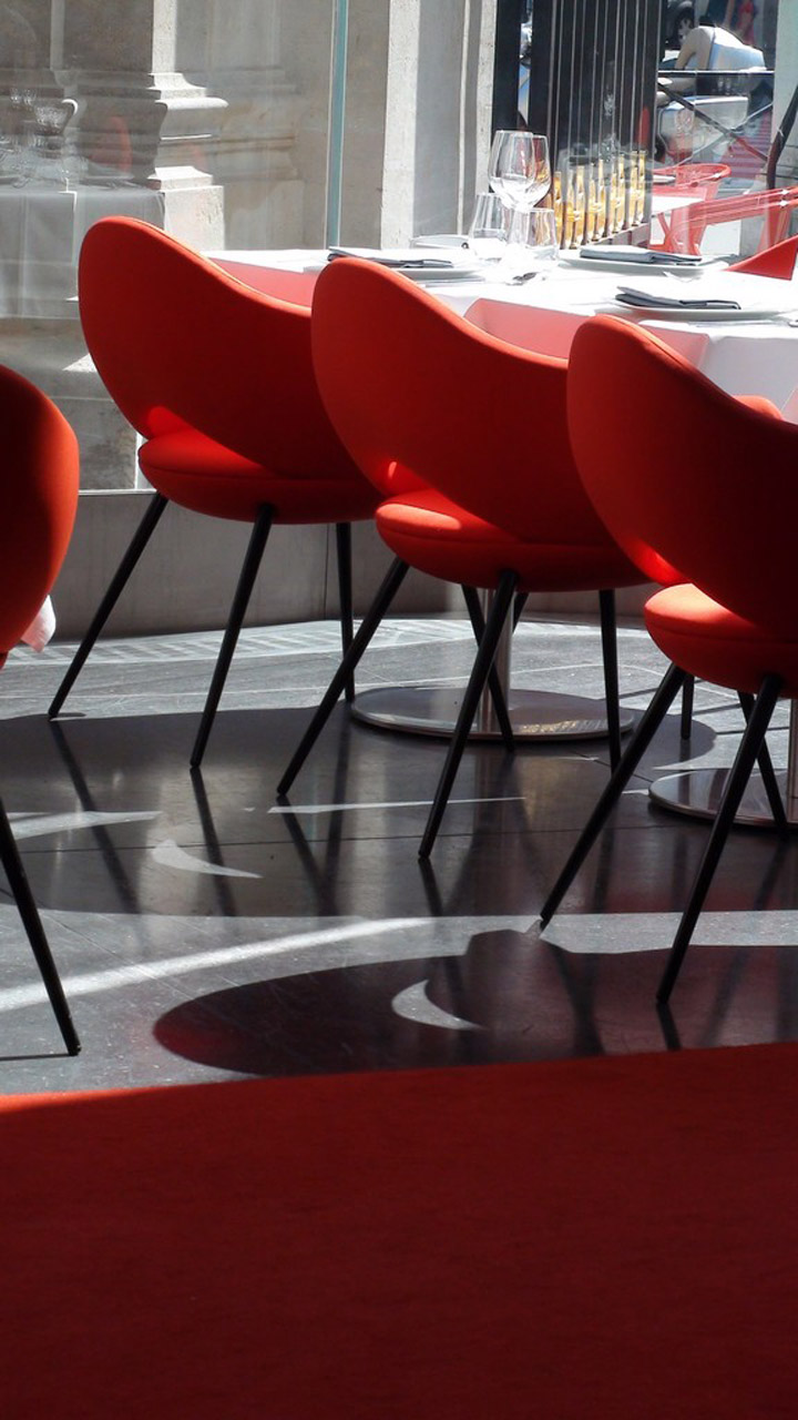 phantom-restaurant-07