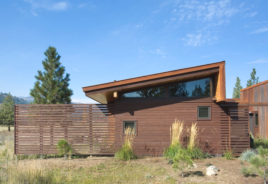 wolf-creek-view-cabin-04