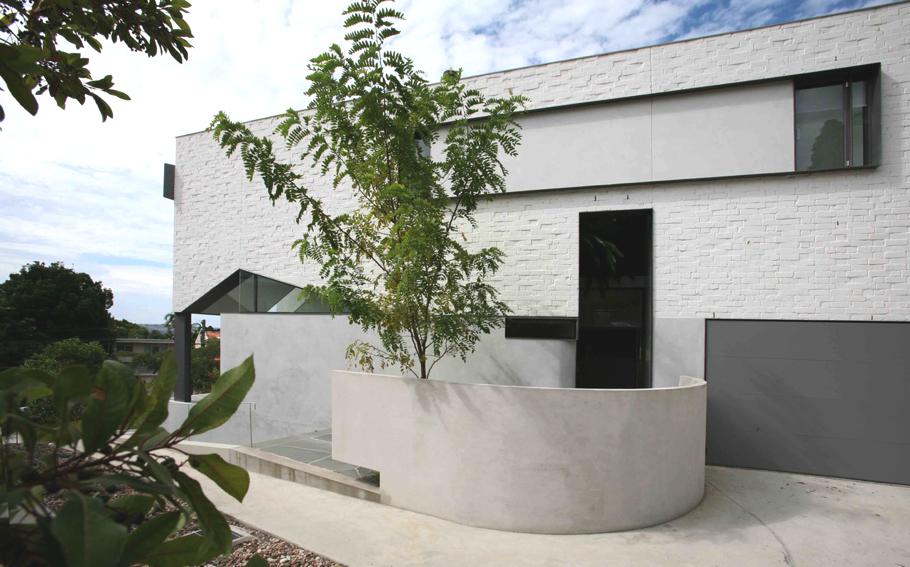 dbj-garden-house-peter-bennetts-10