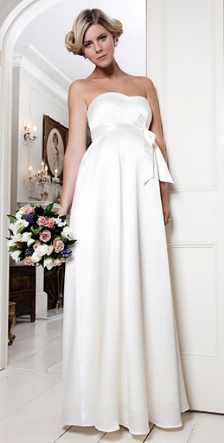 beautiful-maternity-wedding-dresses-24