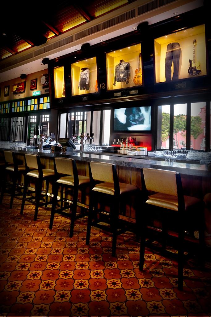 hard-rock-cafe-by-blu-water-studio-melaka-02