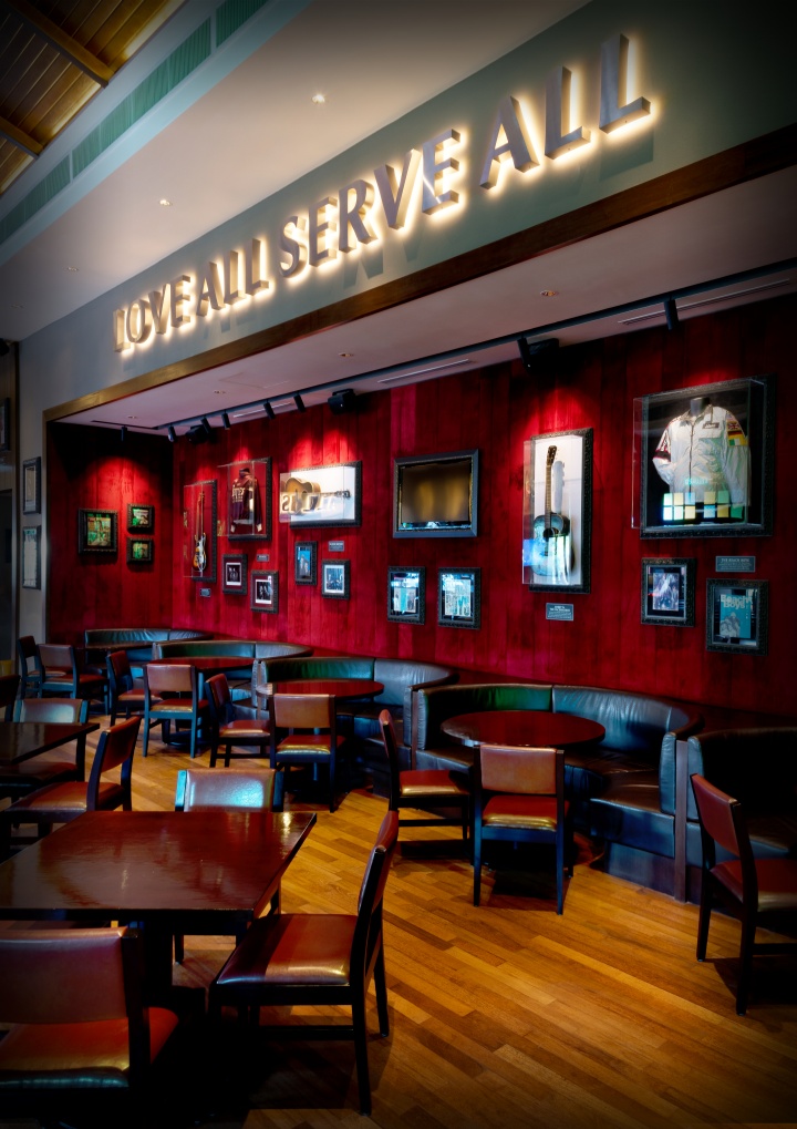 hard-rock-cafe-by-blu-water-studio-melaka-03