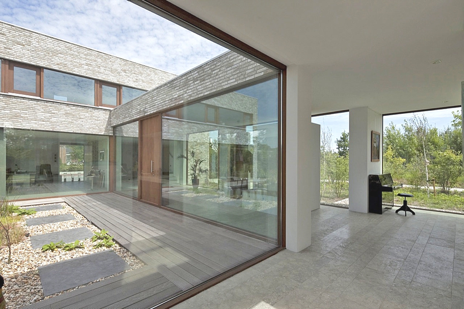 modern-design-villa-hendrikx-netherlands-10