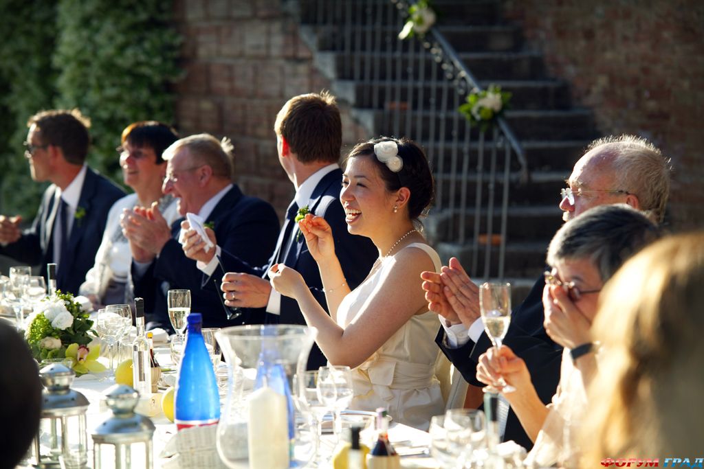 guests-of-wedding table-01