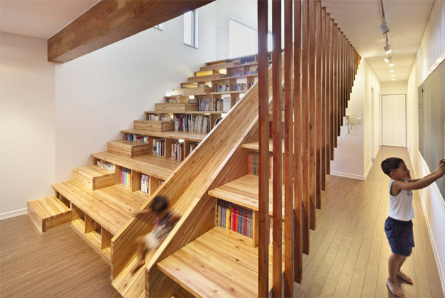 a-library-slide-02