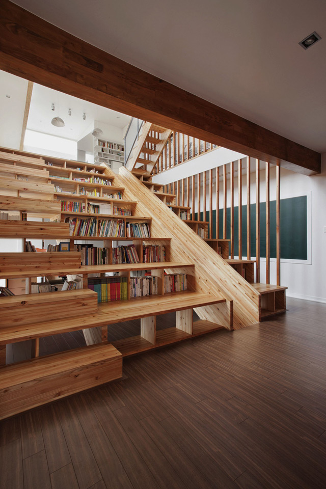 a-library-slide-07