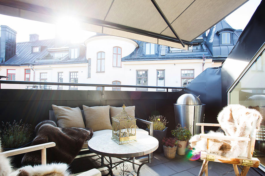 decorated-swedish-loft-15