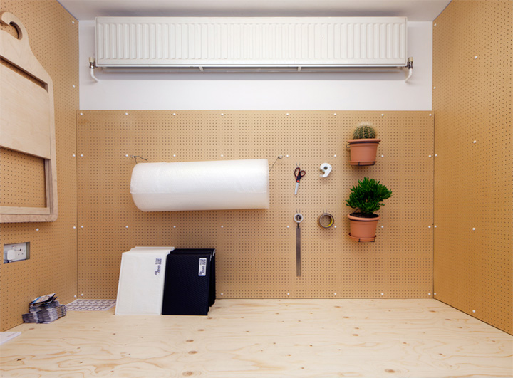 dezeen-watch-store-office-london-02
