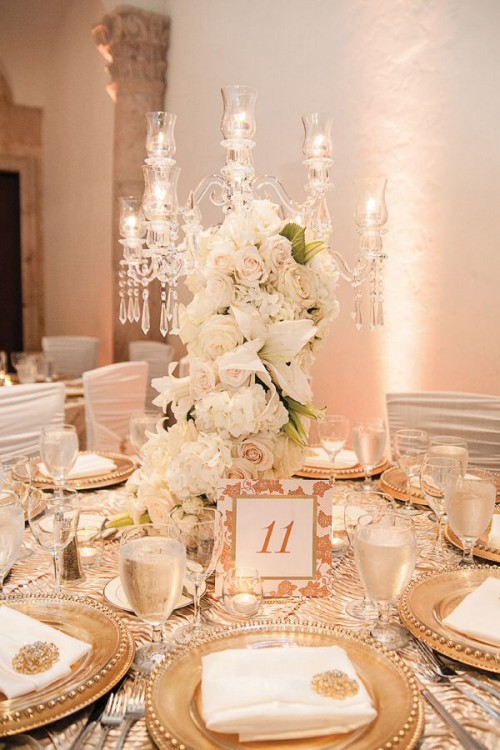 gold-and-white-wedding-ideas-16
