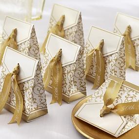 gold-and-white-wedding-ideas-31