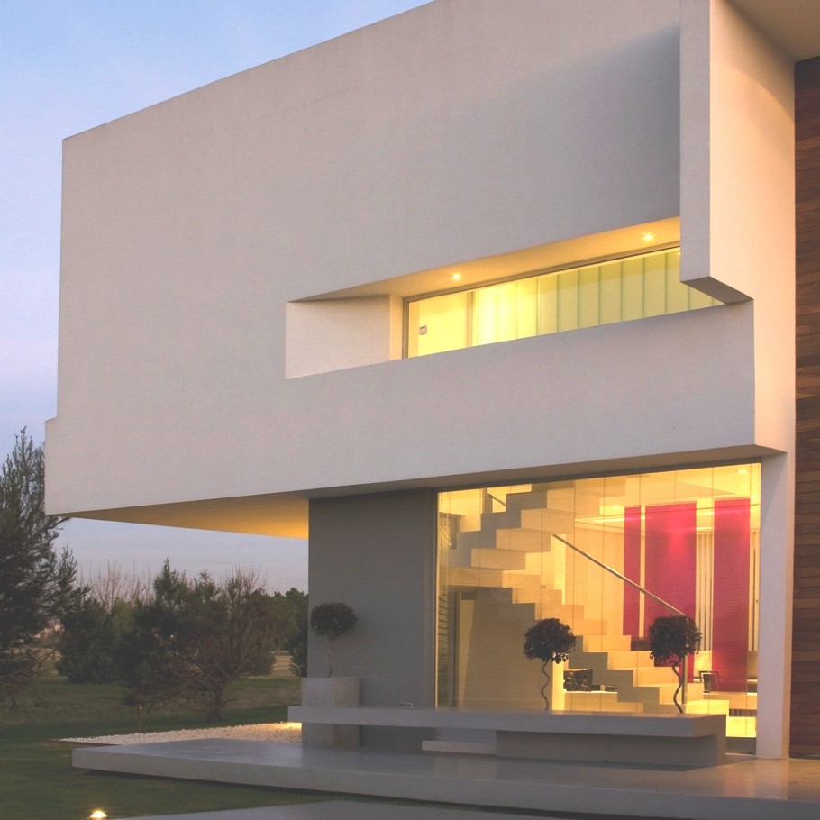 Оригинальный дизайн современного жилища от студии Andrés Remy Arquitectos в Буэнос-Айресе