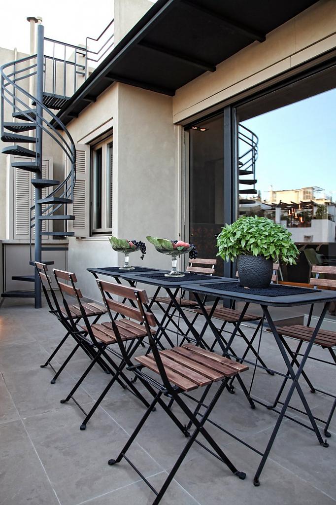 house-by-minas-kosmidis-17