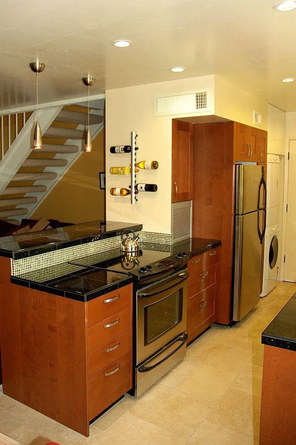 modern-kitchen-with-wooden-accents-13