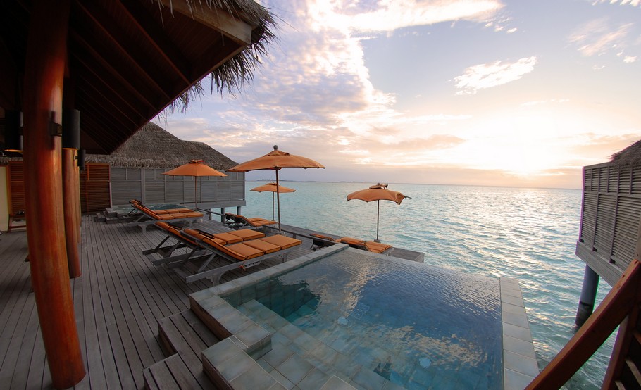 the-luxury-dhigu-resort-maldives-01