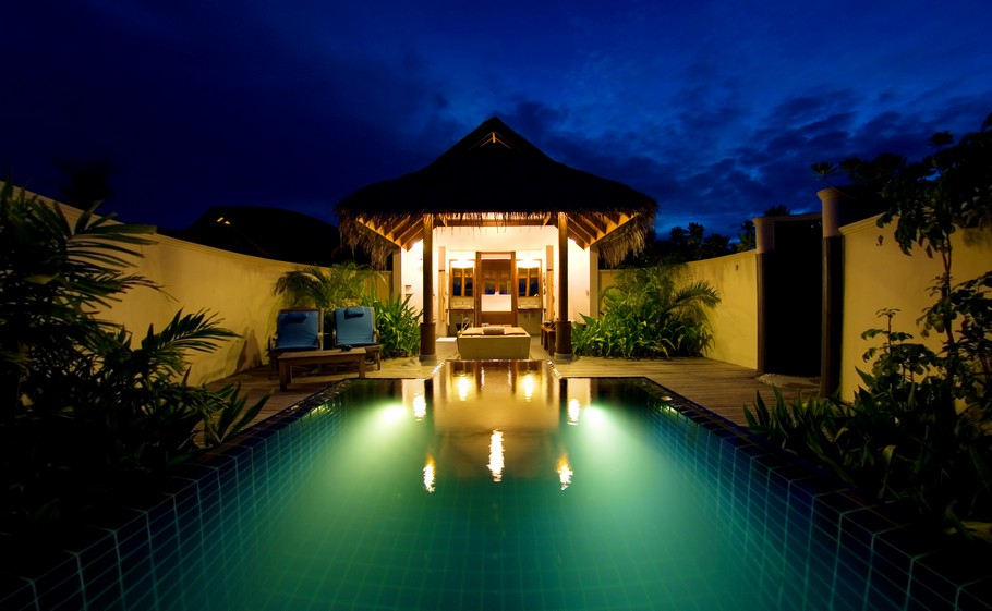 the-luxury-dhigu-resort-maldives-06