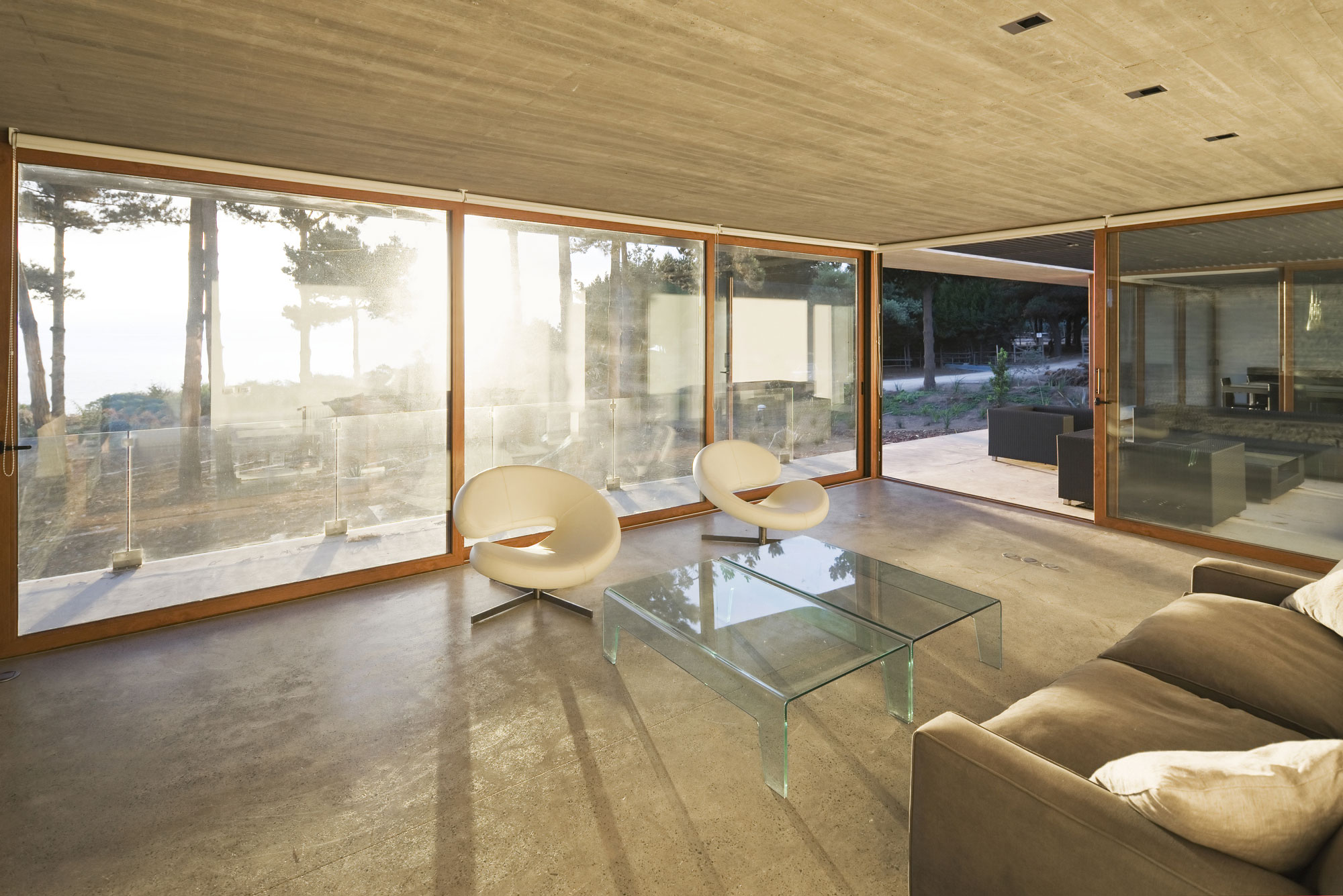 aguas-claras-house-by-ramon-coz-benjamin-ortiz-17