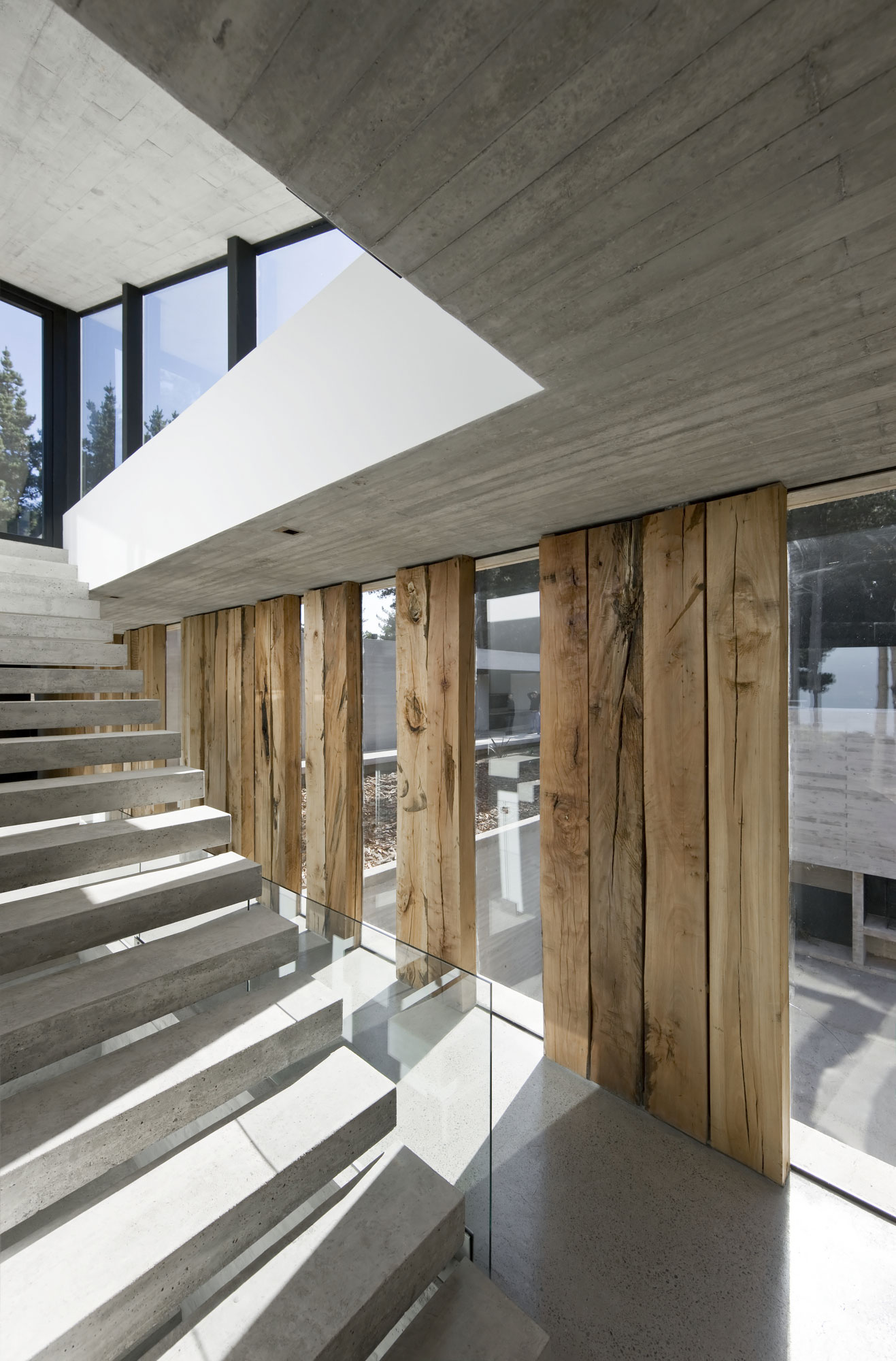 aguas-claras-house-by-ramon-coz-benjamin-ortiz-25