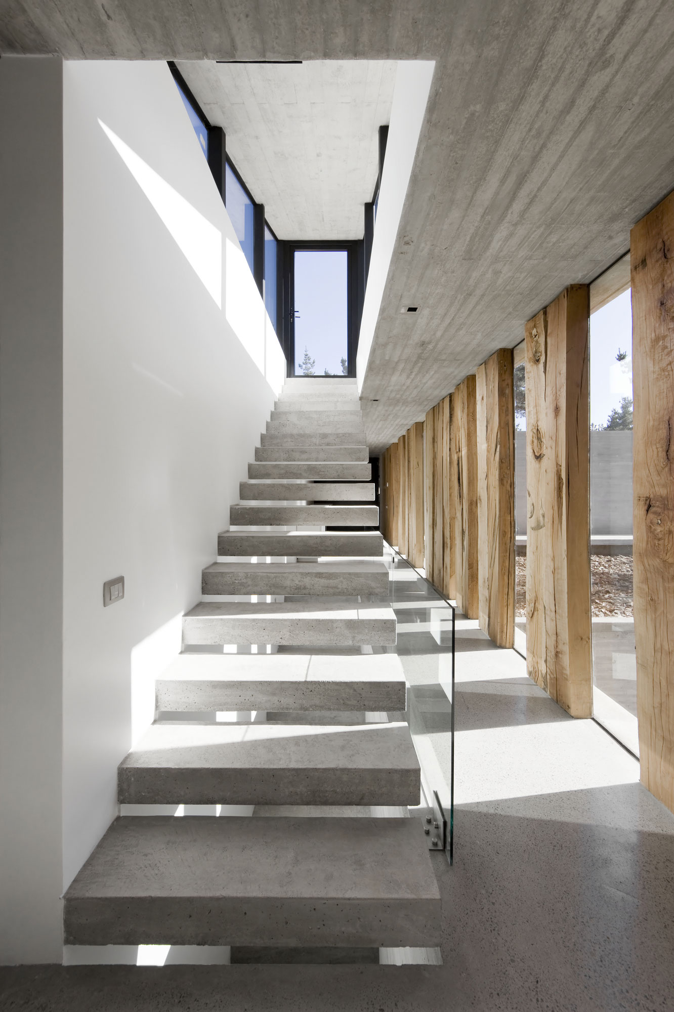 aguas-claras-house-by-ramon-coz-benjamin-ortiz-26