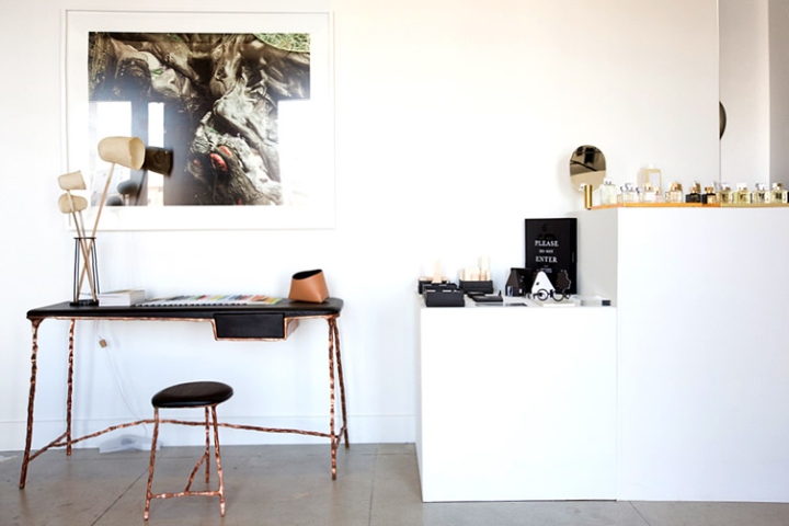 boutique-please-do-not-enter-06