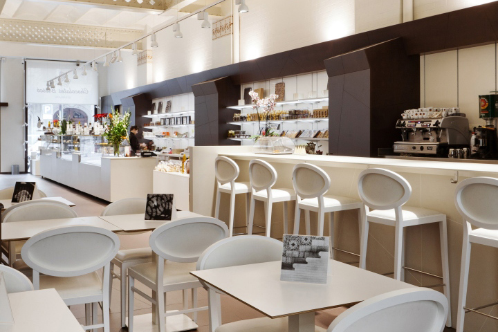 bresco-chocolate-shop-10