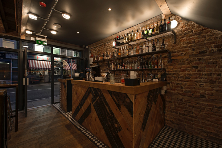 fire-and-feathers-restaurant-05