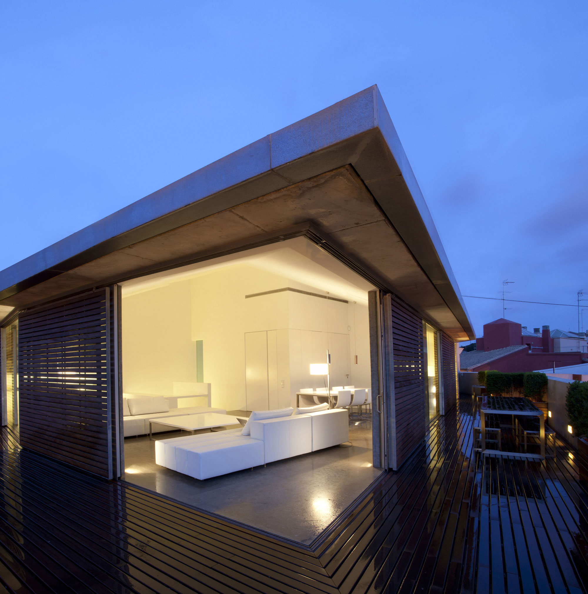 home-studio-by-ramon-esteve-estudio-09