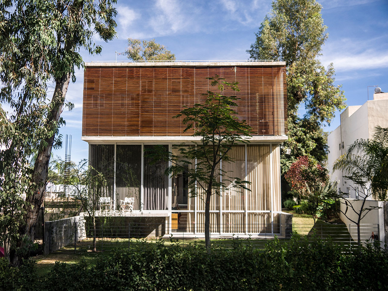 house-by-em-estudio-02