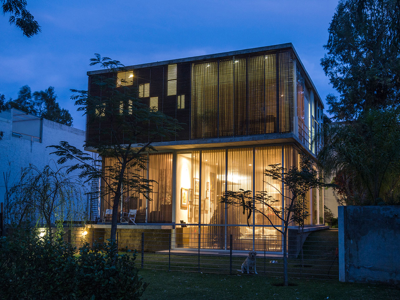 house-by-em-estudio-10