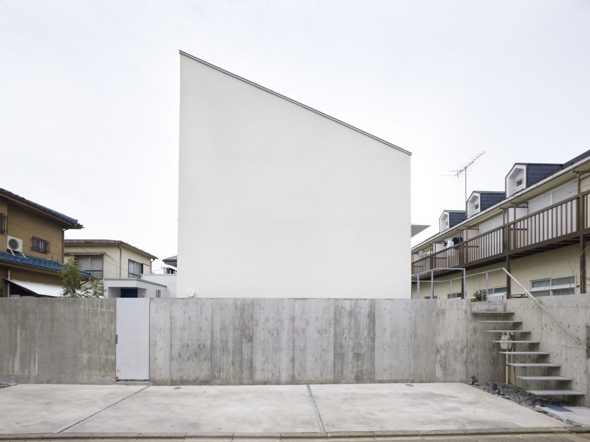 house-by-suppose-design-office-01