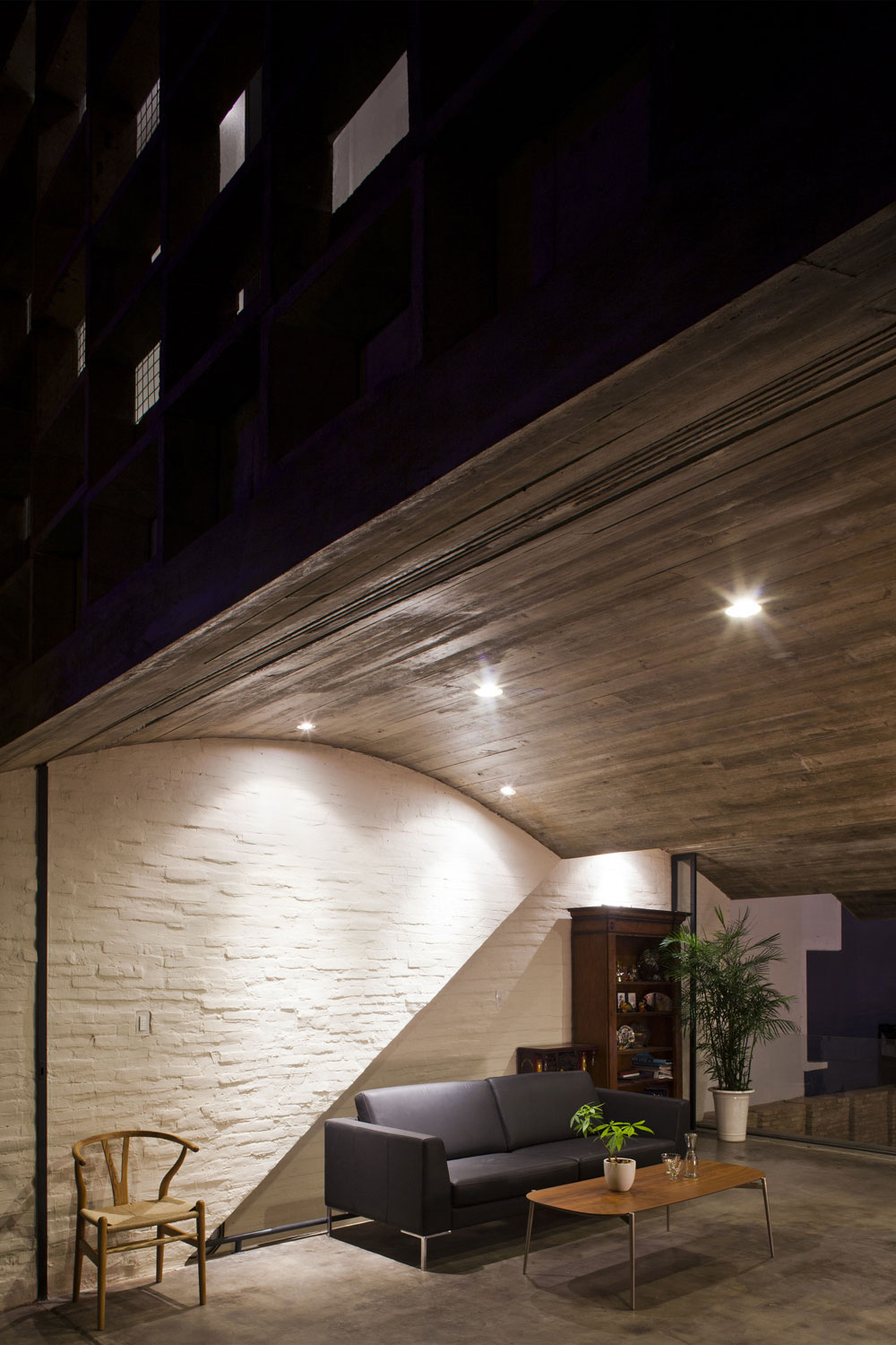 house-by-vo-trong-nghia-architects-16