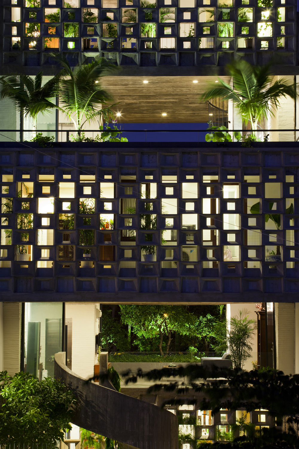 house-by-vo-trong-nghia-architects-18