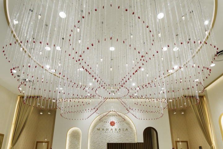 maharaja-diamond-jewelry-store-japan-02