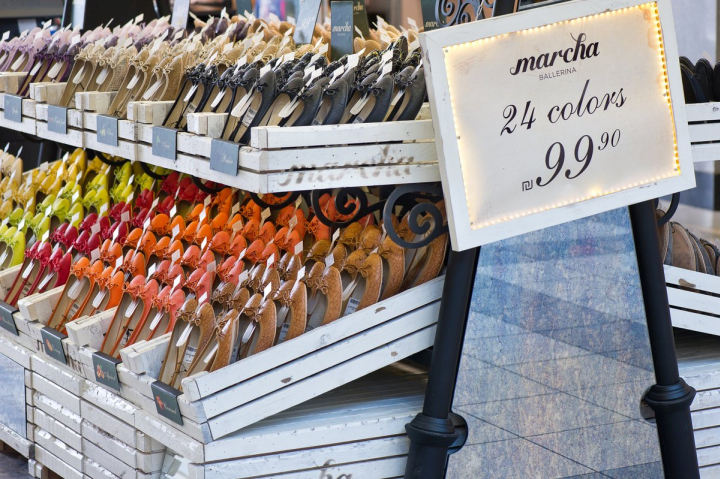 marcha-ballerina-shoe-stand-pozner-01