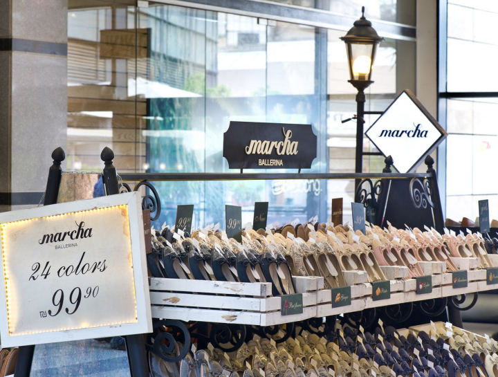 marcha-ballerina-shoe-stand-pozner-03