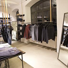 nudie-jeans-repair-shop-07