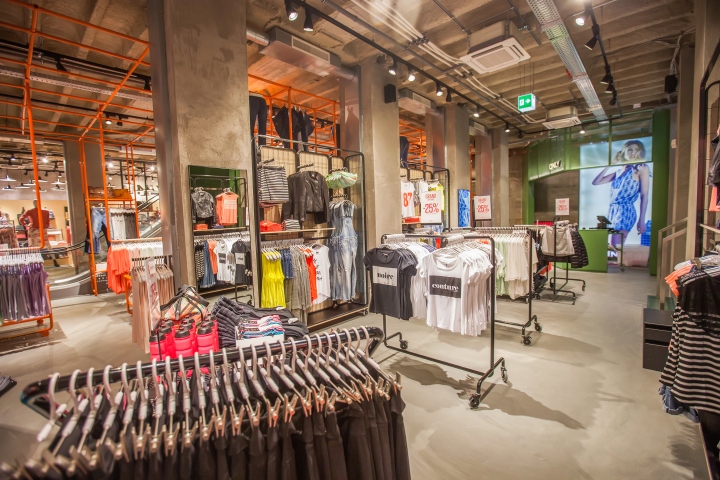 only-store-stuttgart-germany-02