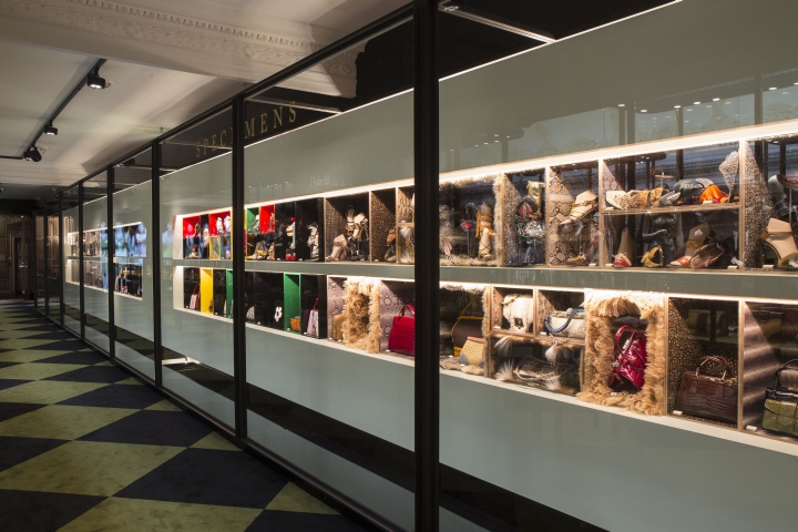 pradasphere-exhibition-and-windows-10