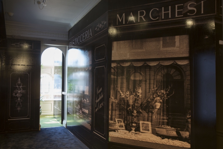 pradasphere-exhibition-and-windows-14