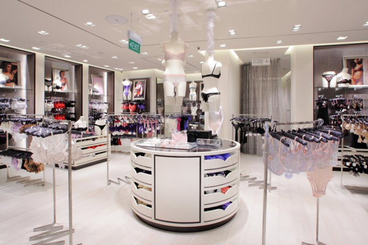 robinsons-boutique-singapore-02