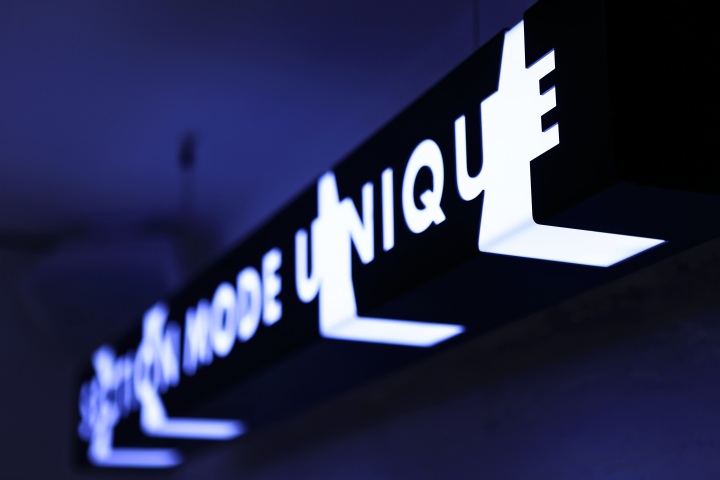 section-mode-unique-store-06