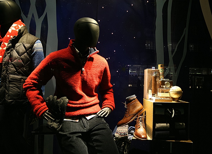 storefront-marks-spencer-london-06