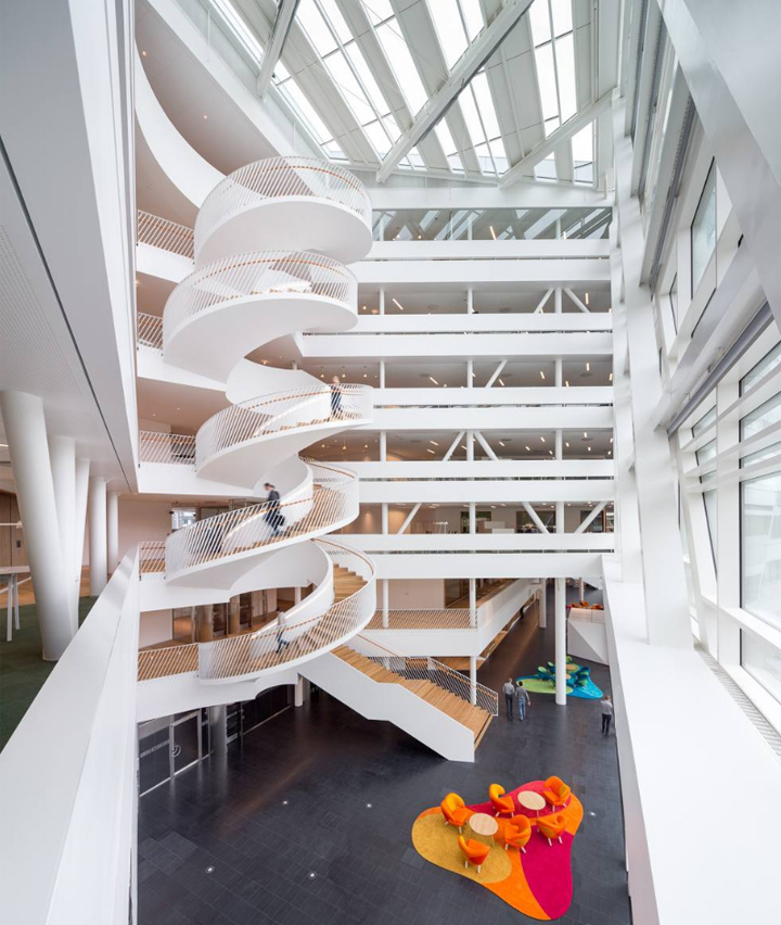 swedbank-office-stockholm-sweden-02