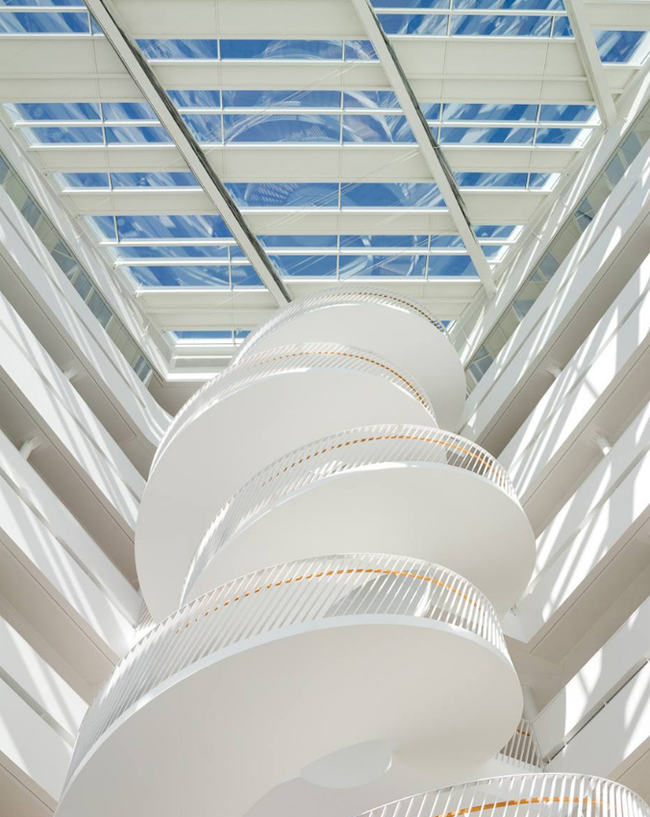 swedbank-office-stockholm-sweden-04