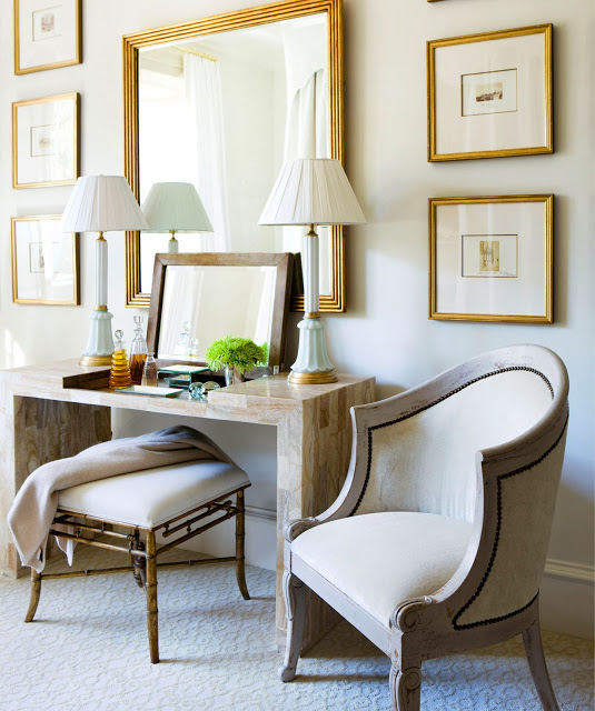 table-for-cosmetics-37