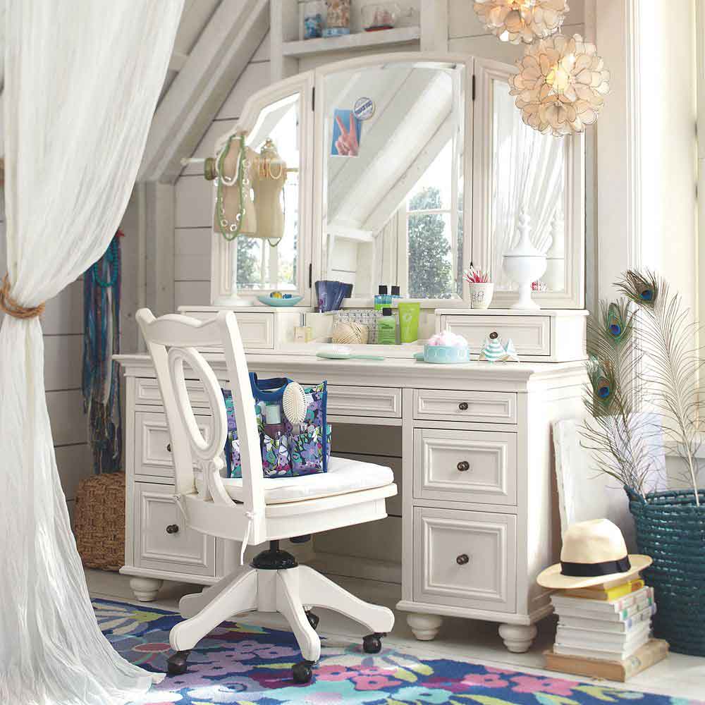 table-for-cosmetics-38