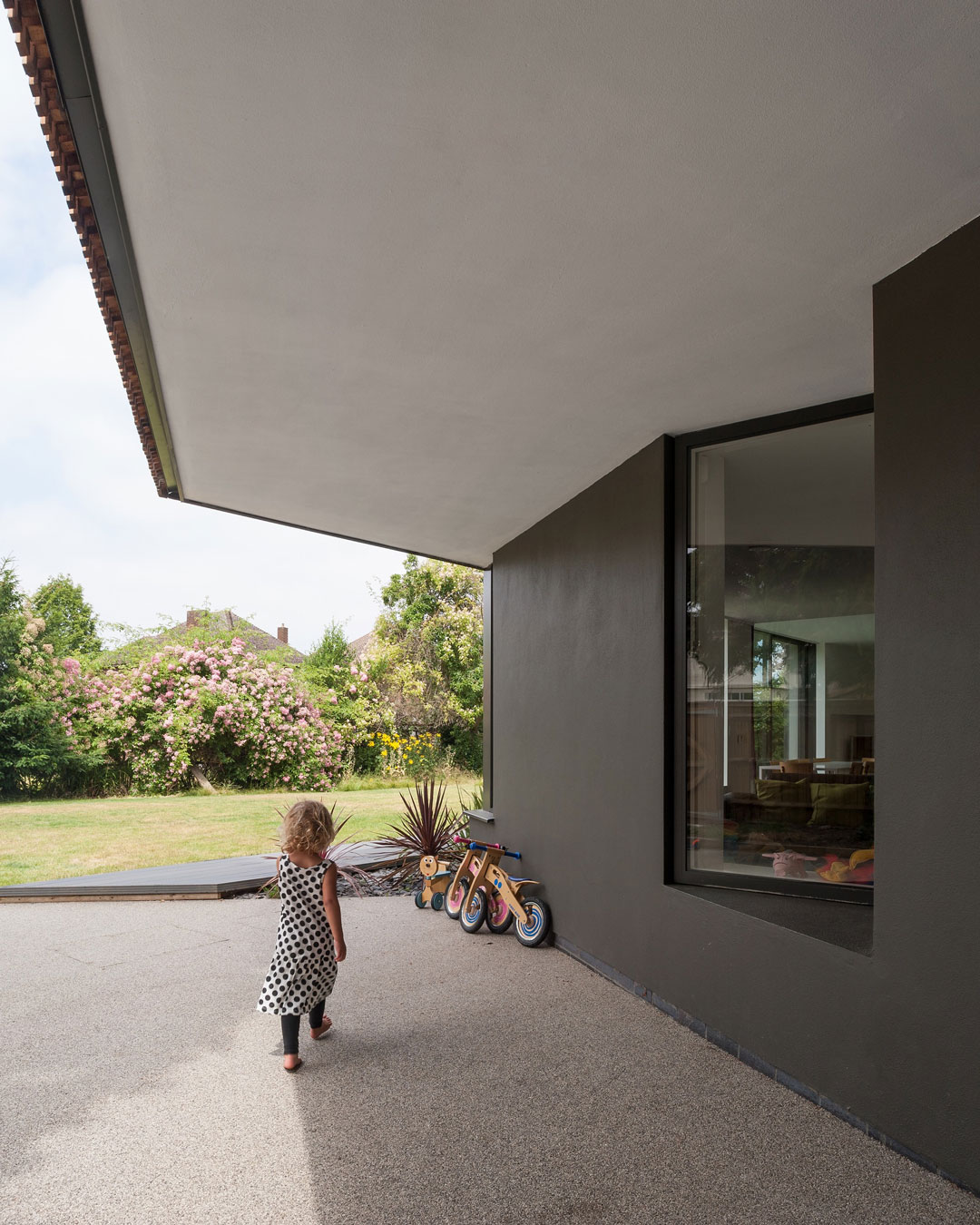 wedge-house-by-soup-architects-10
