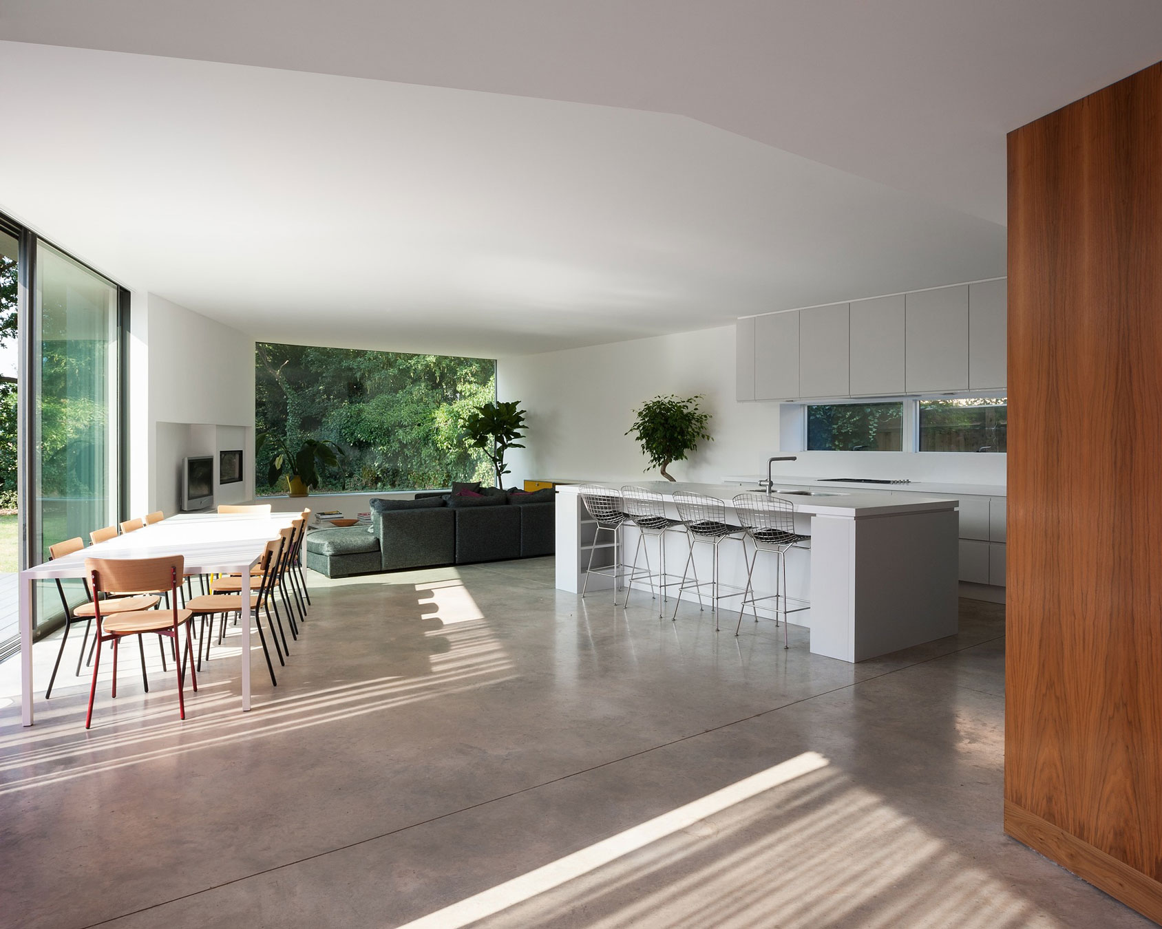 wedge-house-by-soup-architects-14