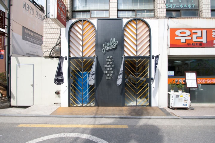 yollo-greek-yogurt-shop-12